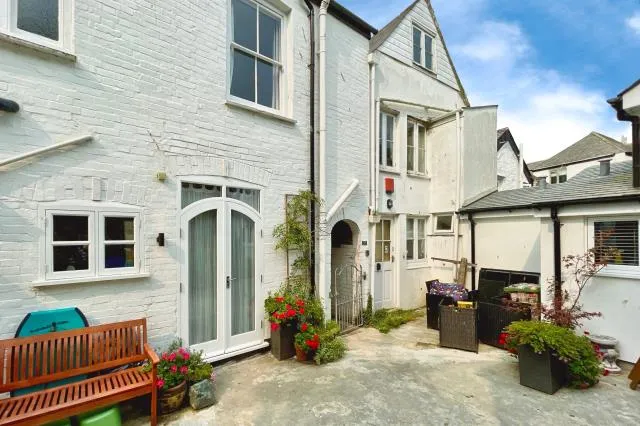5 Street-an-pol, St. Ives, Cornwall TR26 2DS