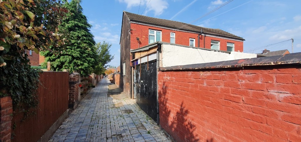 52a Stalbridge Road, Crewe, Cheshire CW2 7LP