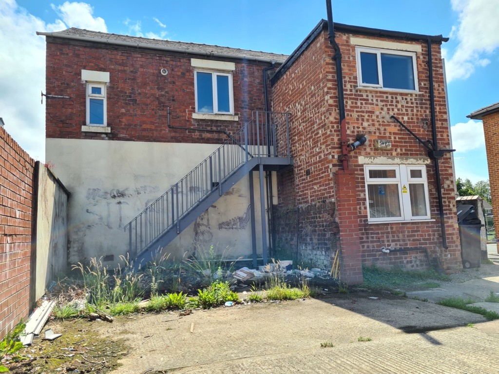 4-6 Slater Lane, Leyland, Lancashire PR25 1TL
