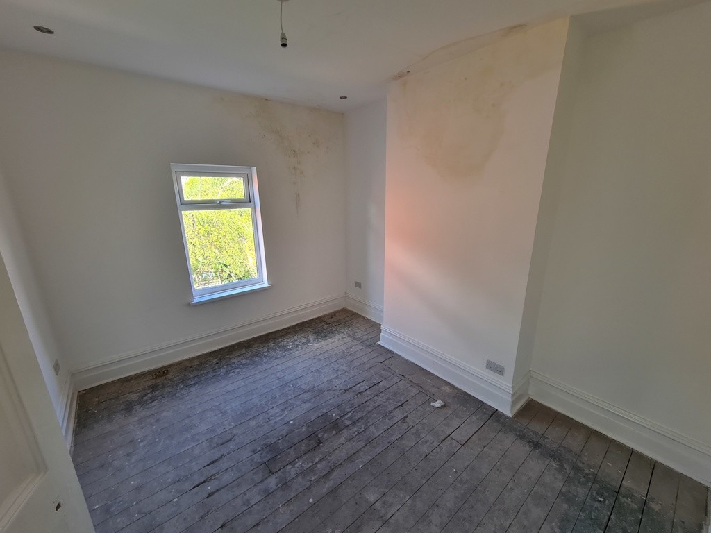 204 Bradford Road, Bolton, Lancashire BL3 2HS