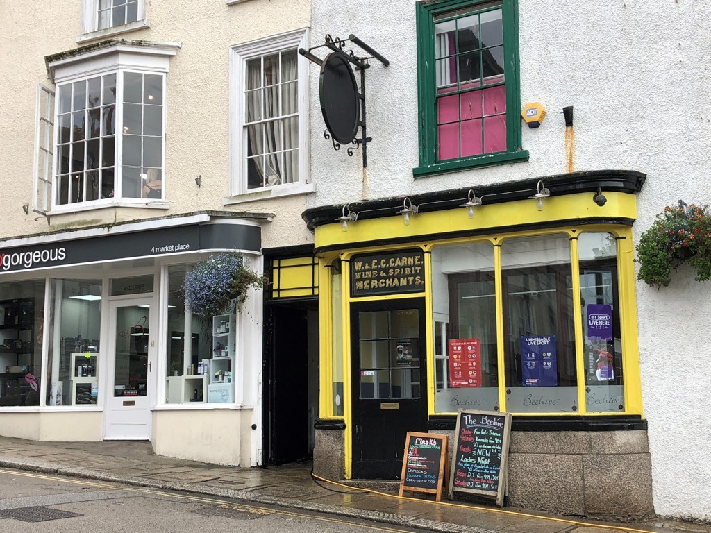 The Beehive Public House, 6 Coinagehall Street, Helston, Cornwall TR13 8EB