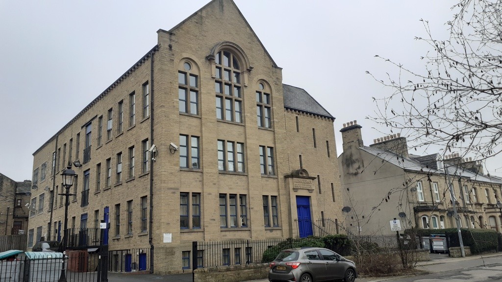 The Lofts, Apartment 1, 21 Water Street, Huddersfield, West Yorkshire HD1 4BX