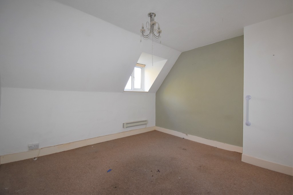2 Railway Cottage, Stone Street, Ashford, Kent TN25 6DE