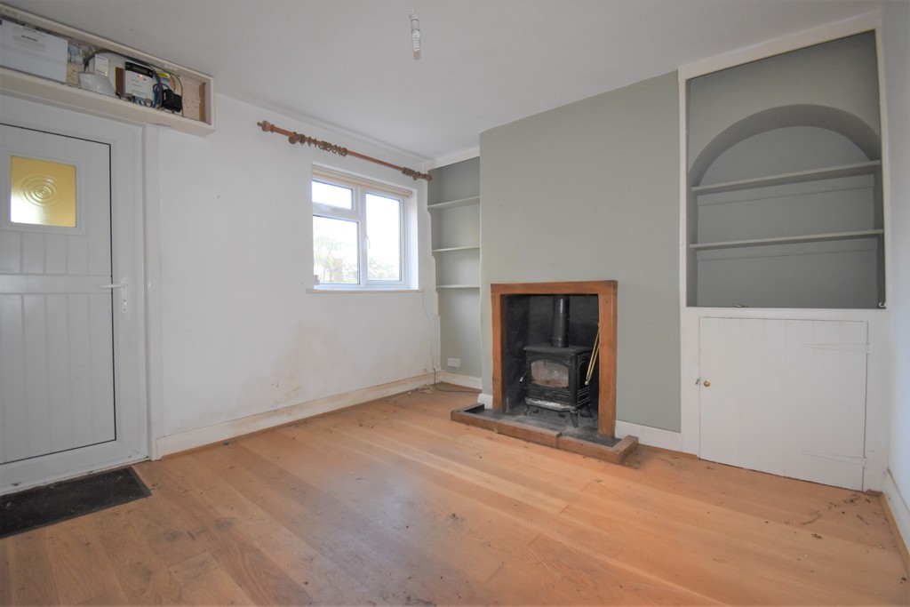 2 Railway Cottage, Stone Street, Ashford, Kent TN25 6DE