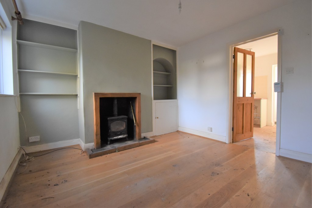 2 Railway Cottage, Stone Street, Ashford, Kent TN25 6DE