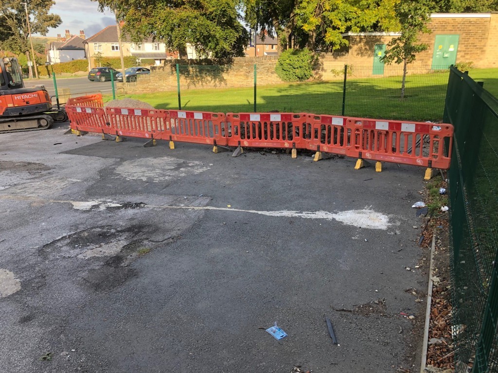 Land At 350 Wakefield Road, Huddersfield, West Yorkshire HD5 8DJ
