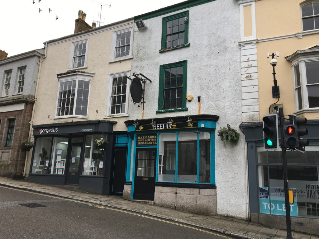 The Beehive Public House, 6 Coinagehall Street, Helston, Cornwall TR13 8EB