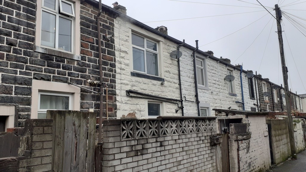 123 Waterbarn Street, Burnley, Lancashire BB10 1SD