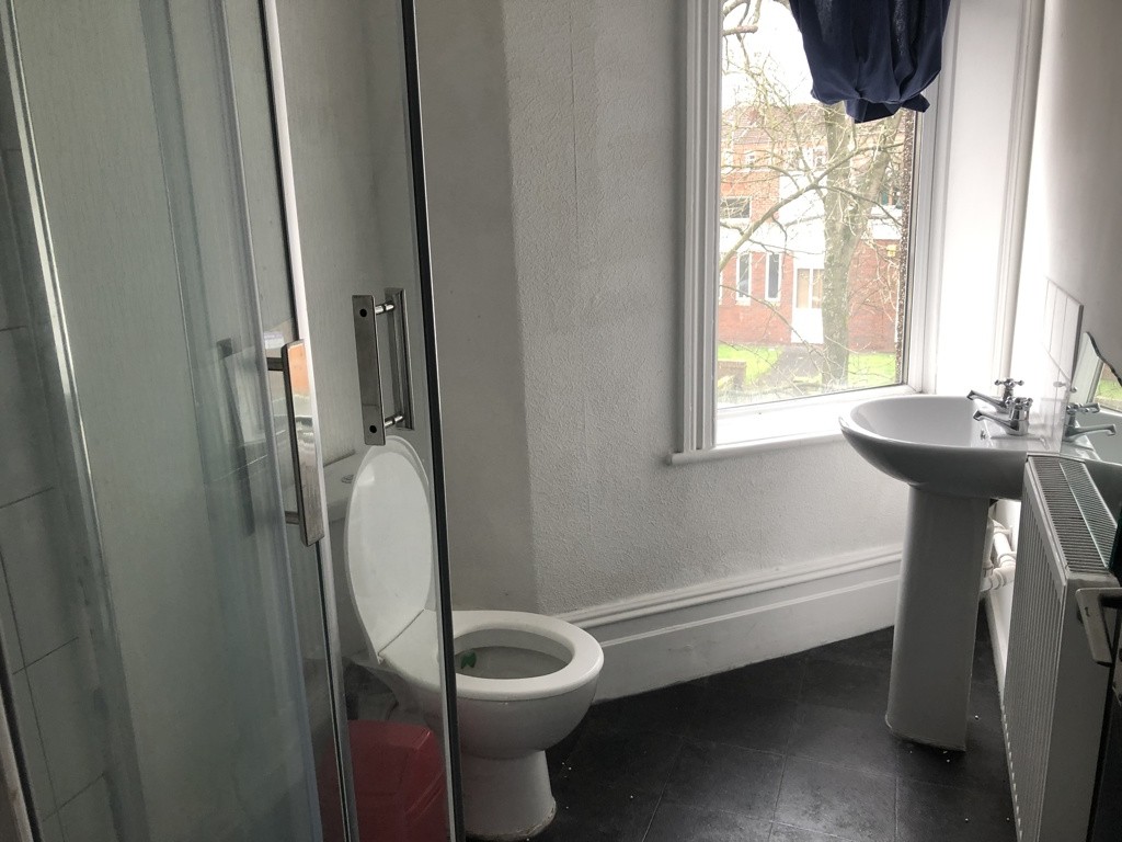 Flats 1 - 6, 52 Ash Tree Road, Manchester, Greater Manchester M8 5SA