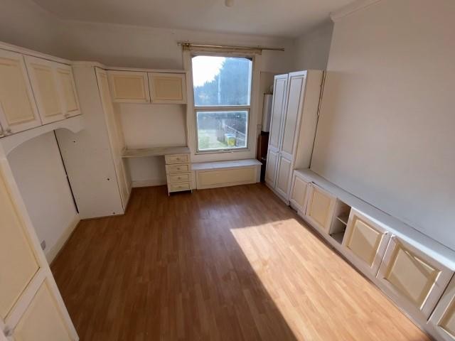 Flat 3, 297 Anlaby Road, Hull, East Riding Of Yorkshire HU3 2SB