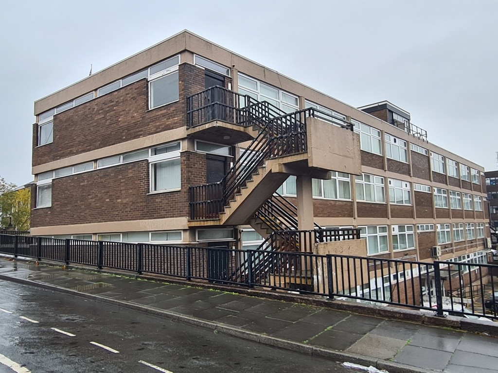 Chaddesley House, Manchester Road, Burnley, Lancashire BB11 1HW