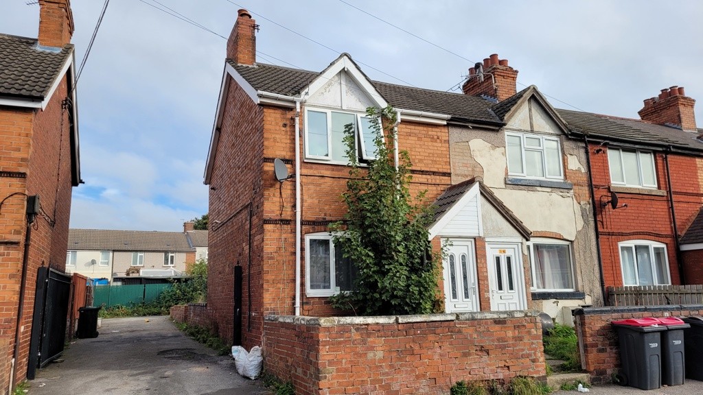 34 Leicester Road, Sheffield, South Yorkshire S25 2PX