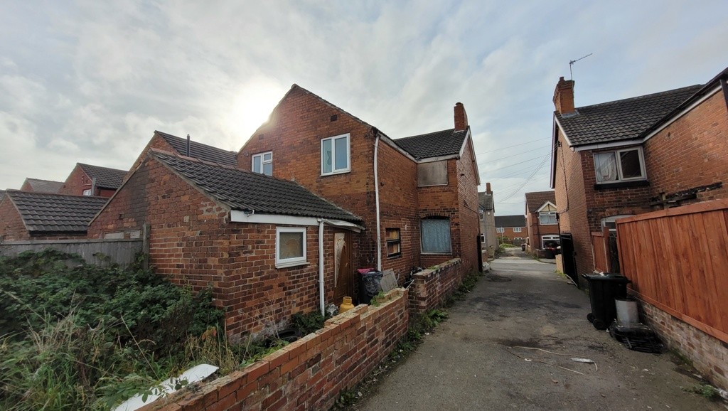 34 Leicester Road, Sheffield, South Yorkshire S25 2PX