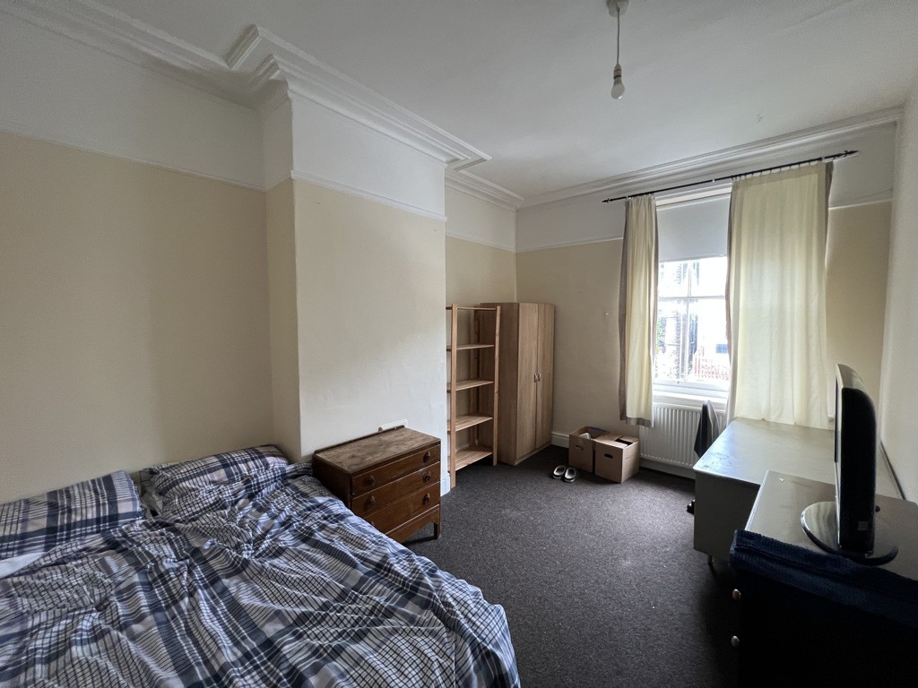 17 Harcourt Road, Sheffield, South Yorkshire, S10 1DH