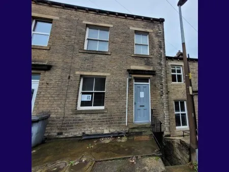 47 Church Street, Longwood, Huddersfield, West Yorkshire, HD3 4TQ