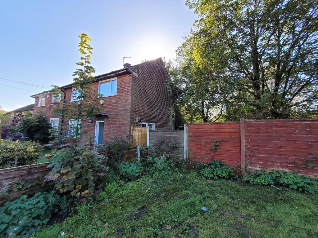 2 Duxbury Drive, Bury, Lancashire, BL9 7NE