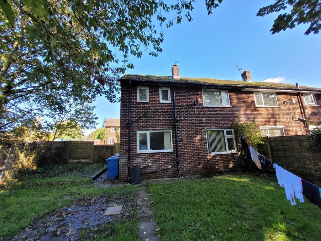 2 Duxbury Drive, Bury, Lancashire, BL9 7NE