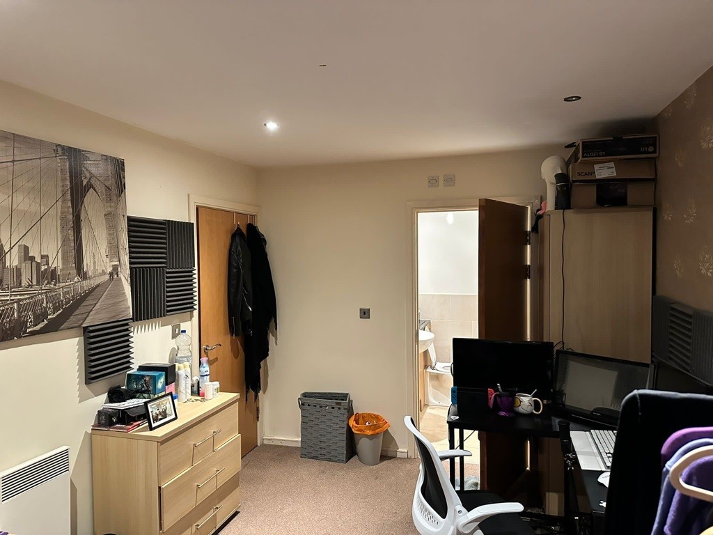 The Boatmans, Apartment 9, 42 City Road East, Manchester, Greater Manchester M15 4QF