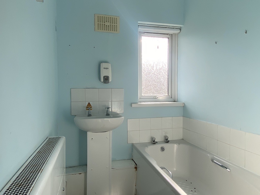51 Old Park Road, Bradford, West Yorkshire, BD10 9BG
