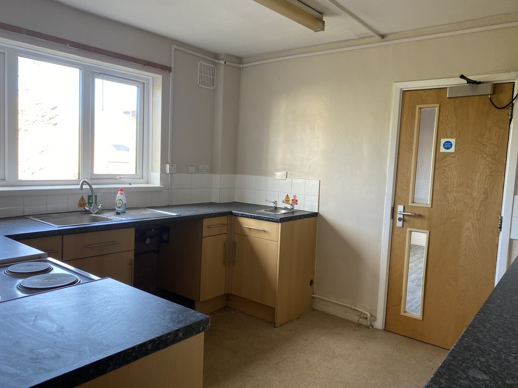 51 Old Park Road, Bradford, West Yorkshire, BD10 9BG