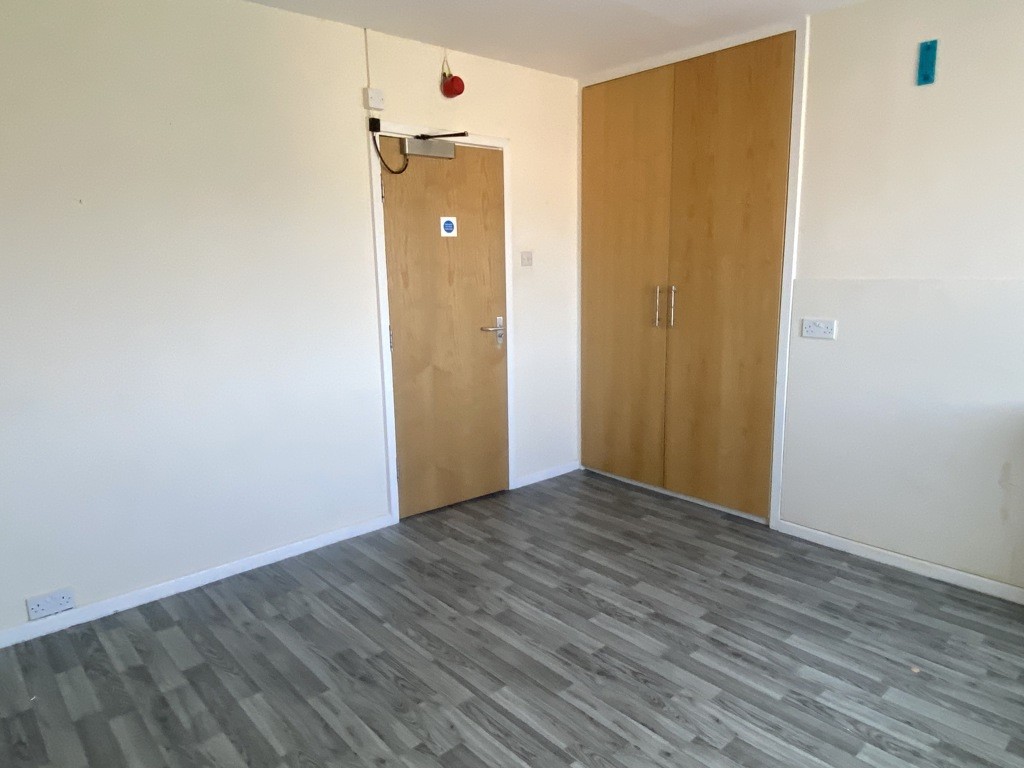 51 Old Park Road, Bradford, West Yorkshire, BD10 9BG