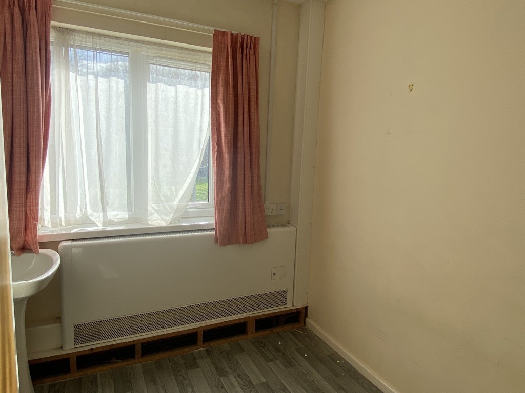 51 Old Park Road, Bradford, West Yorkshire, BD10 9BG