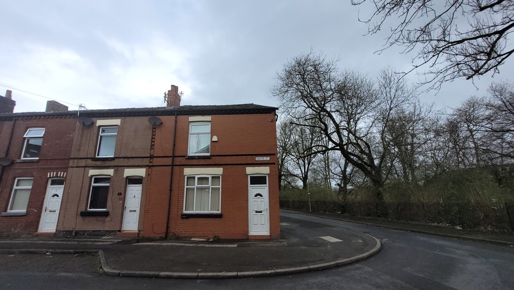 2 South Street, Great Lever, Bolton, Lancashire, BL3 3BS