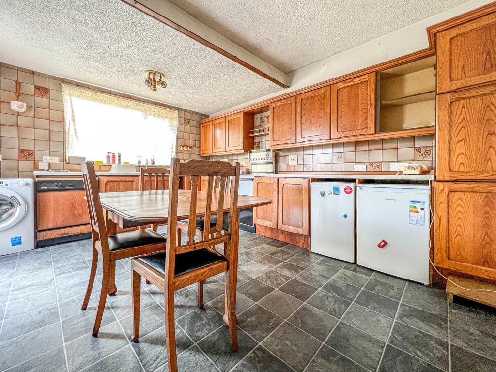42 Rainshaw Street, Bolton, Lancashire, BL1 8QX