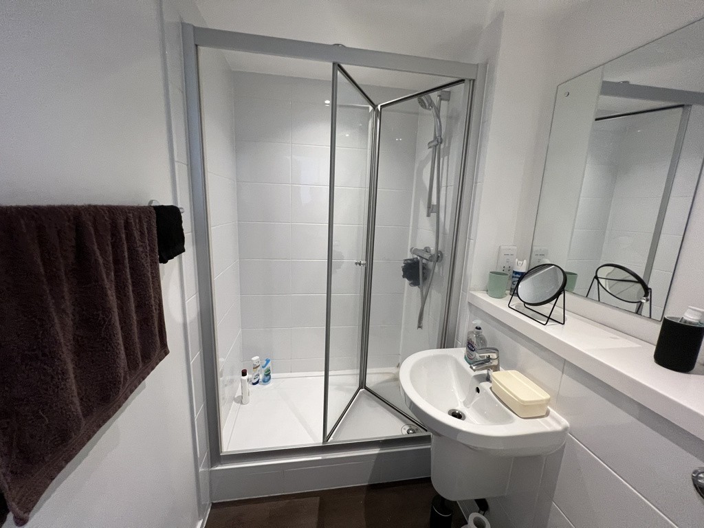 Apartment 311, Pearl Works, 2 Howard Lane, Sheffield, South Yorkshire, S1 2FT