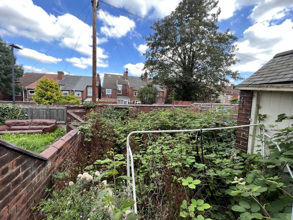 36 Earlesmere Avenue, Balby, Doncaster, South Yorkshire, DN4 0QE