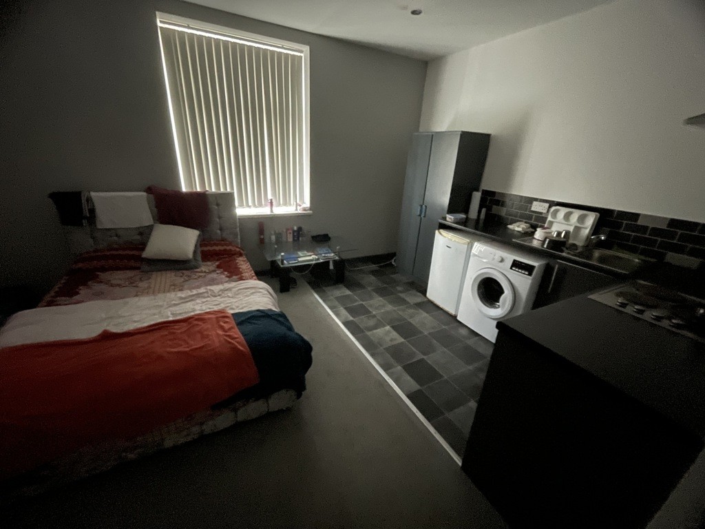 415 Thornton Road, Thornton, Bradford, West Yorkshire, BD13 3JN
