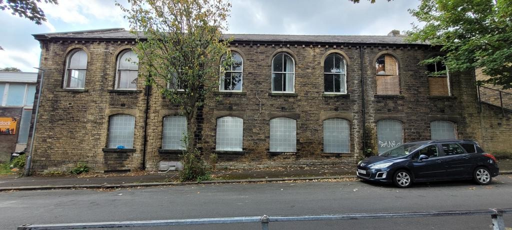 Former Paddock Youth Centre, Beech Street, Huddersfield, West Yorkshire, HD1 4JN