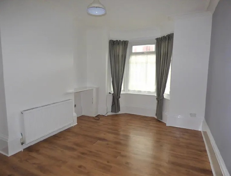 15 ,15A & 15B Lister Avenue, Doncaster, South Yorkshire, DN4 8AS