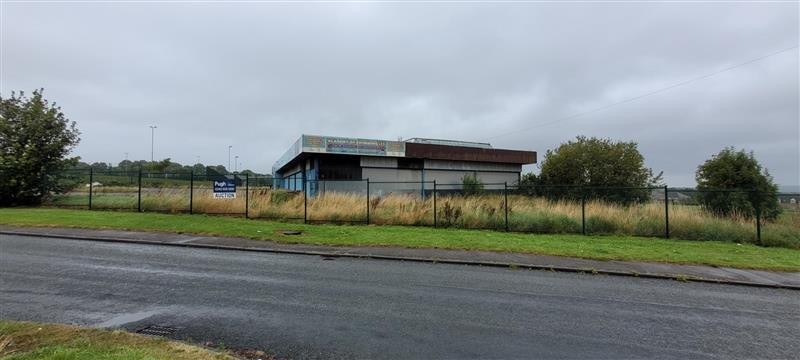 Rhodesway Pool, Oaks Lane, Allerton, Bradford, West Yorkshire, BD15 7RU