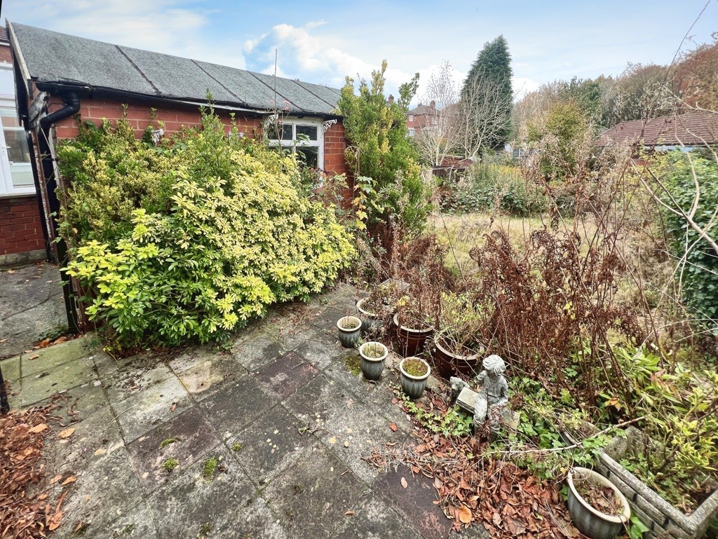 664 Crompton Way, Bolton, Lancashire, BL1 8TJ