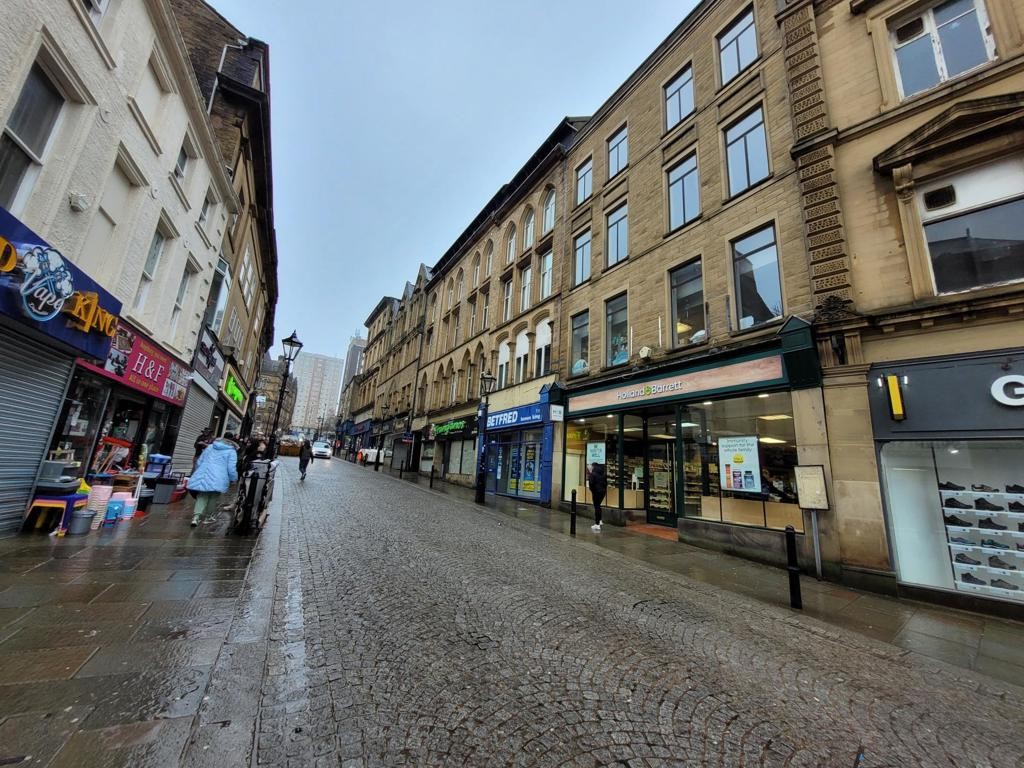 Apartment 6, Crown Court Chambers, 8-12 Crown Street, Halifax, West Yorkshire, HX1 1TW