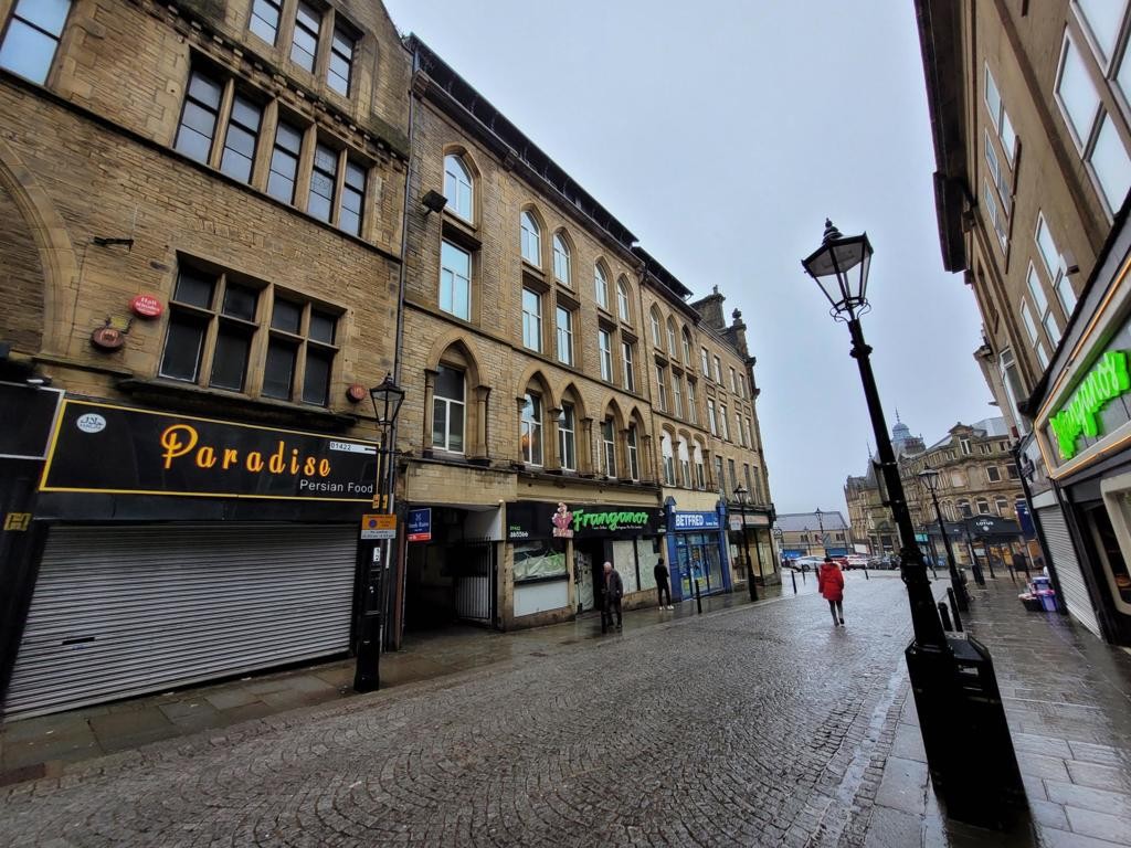 Apartment 6, Crown Court Chambers, 8-12 Crown Street, Halifax, West Yorkshire, HX1 1TW