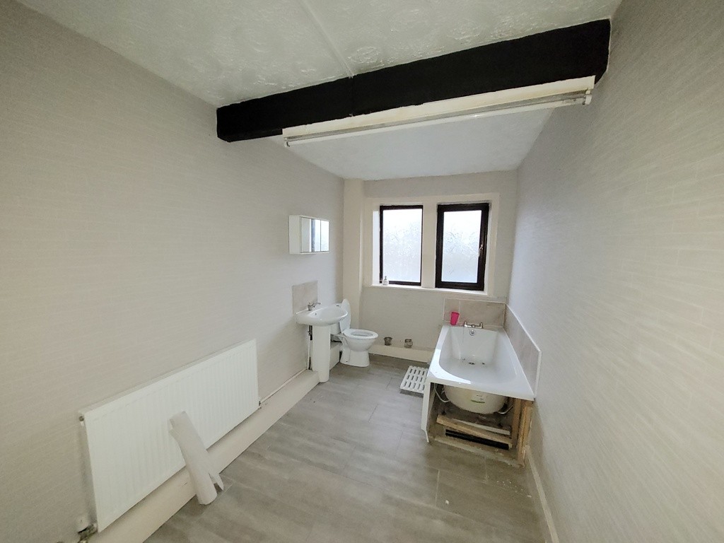 62 Featherstall Road, Littleborough, Lancashire, OL15 8DW