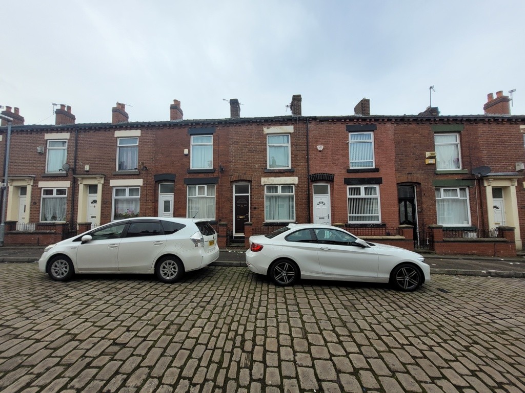 23 Elmwood Grove, Bolton, Lancashire, BL1 4BW