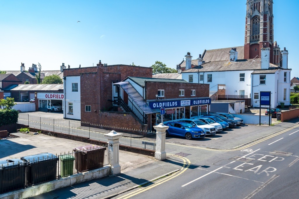 2a Queens Road, Southport, Merseyside, PR9 9HN