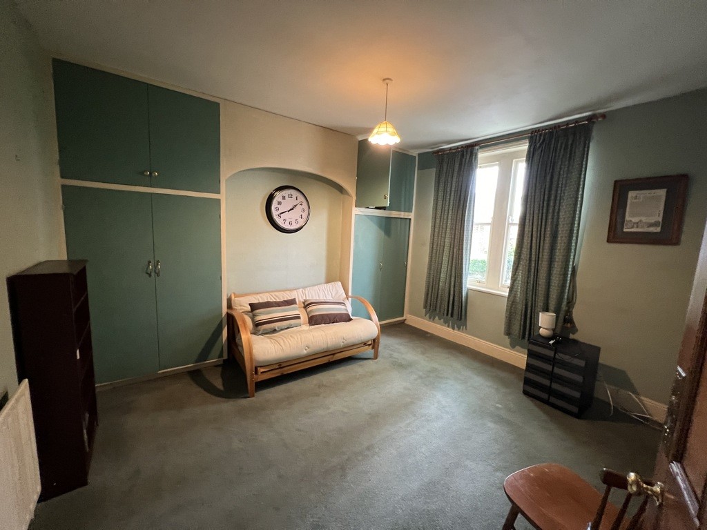 21 Camborne Road, Birley Carr, Sheffield, South Yorkshire, S6 1HN