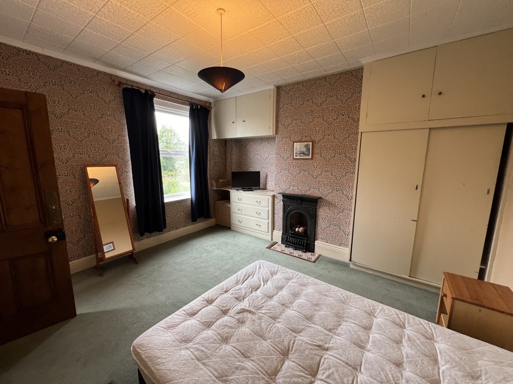 21 Camborne Road, Birley Carr, Sheffield, South Yorkshire, S6 1HN