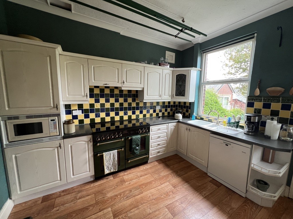 21 Camborne Road, Birley Carr, Sheffield, South Yorkshire, S6 1HN