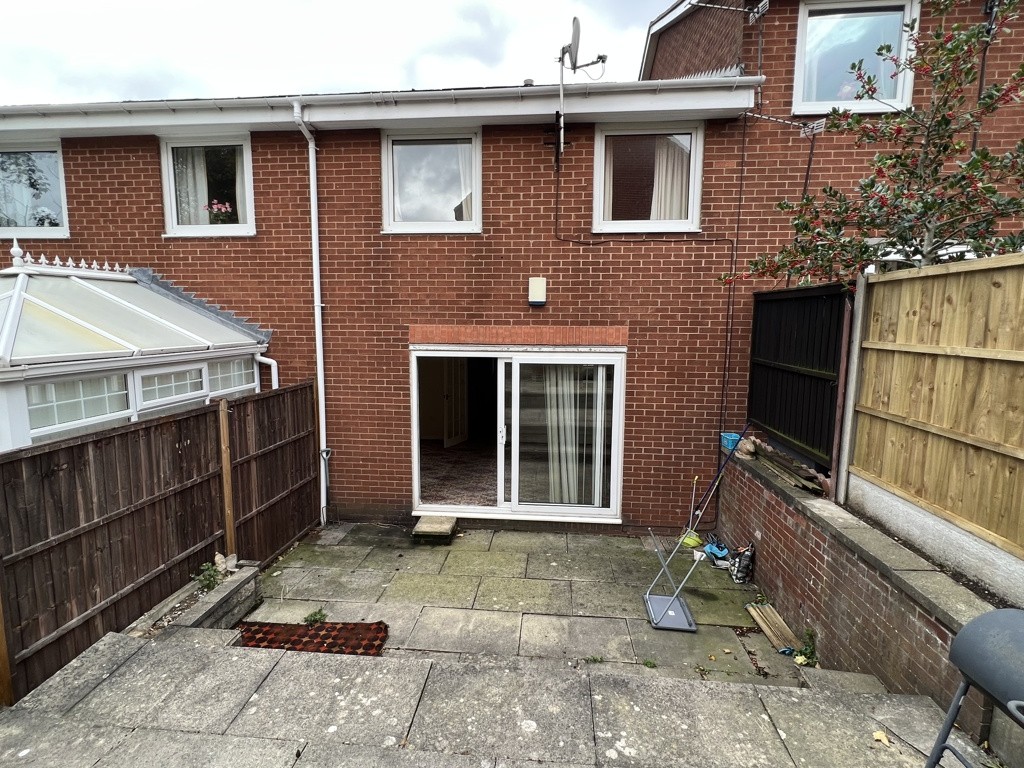 136 Erskine Crescent, Heeley, Sheffield, South Yorkshire, S2 3LR