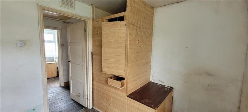 35 Houldsworth Drive, Chesterfield, Derbyshire, S41 0BP