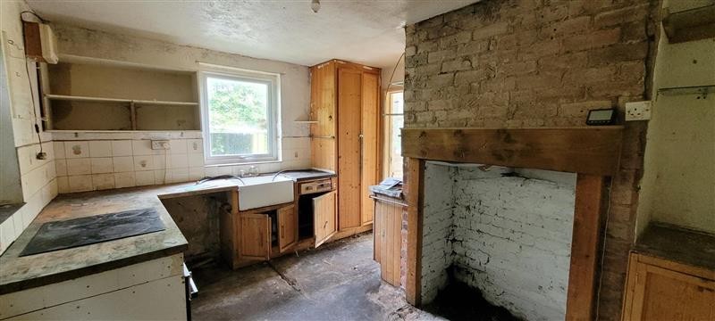 35 Houldsworth Drive, Chesterfield, Derbyshire, S41 0BP