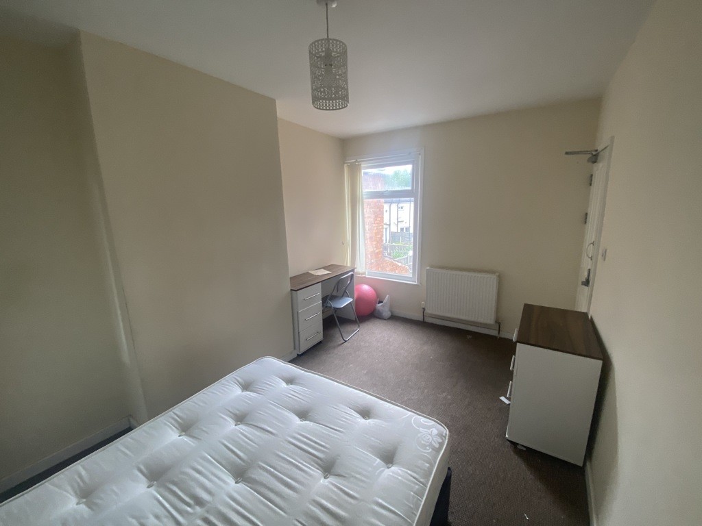 35 Tickhill Road, Maltby, Rotherham, South Yorkshire, S66 7NG
