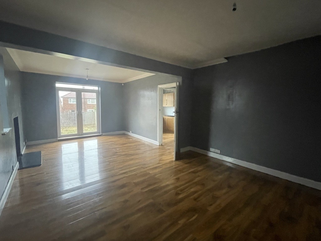 1 Kirkthorpe Lane, Kirkthorpe, Wakefield, West Yorkshire, WF1 5TA