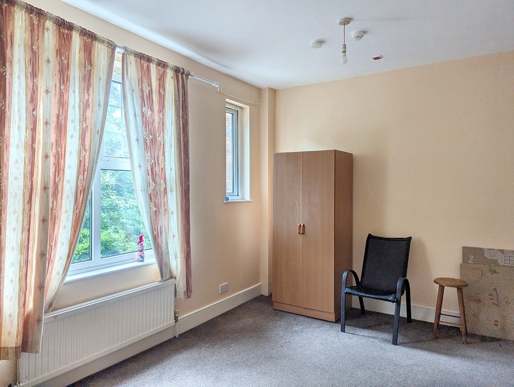 Greensands, Oak Lane, Sevenoaks, Kent, TN13 1UH