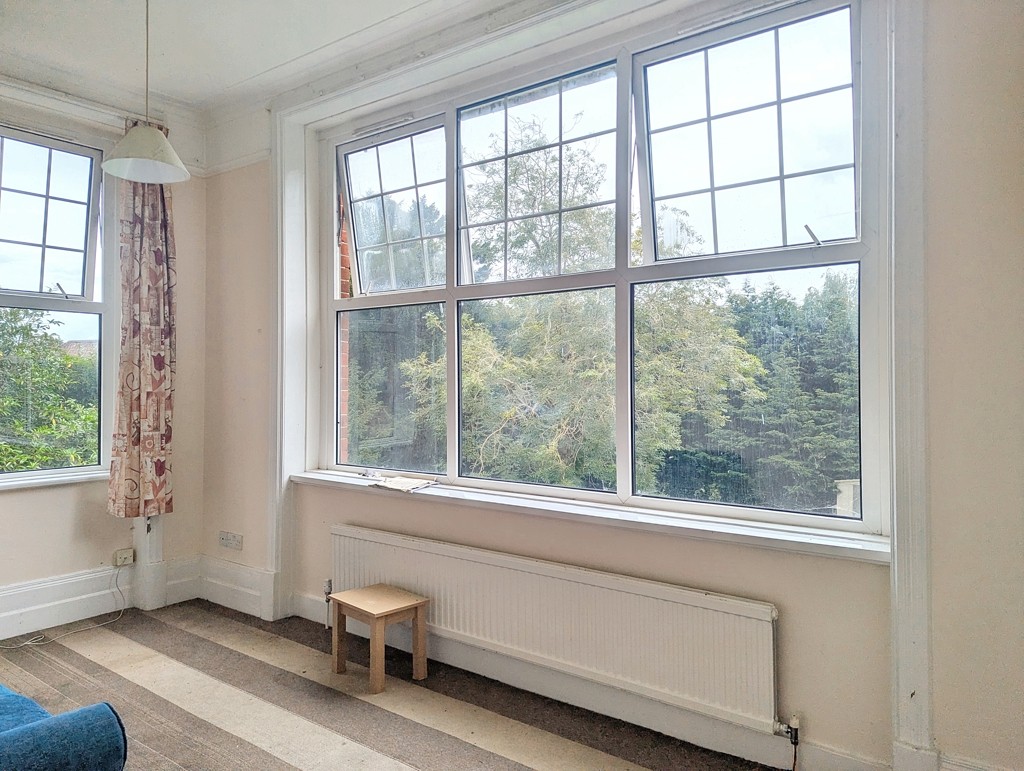 Greensands, Oak Lane, Sevenoaks, Kent, TN13 1UH